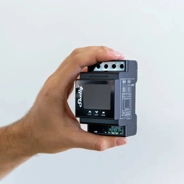 Shelly Pro 4PM V2 installation DIN rail domotique Maroc — Domoclick.ma