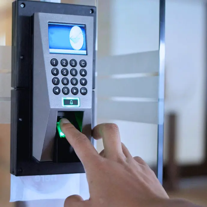 Contrôle d'accès intelligent domotique maroc